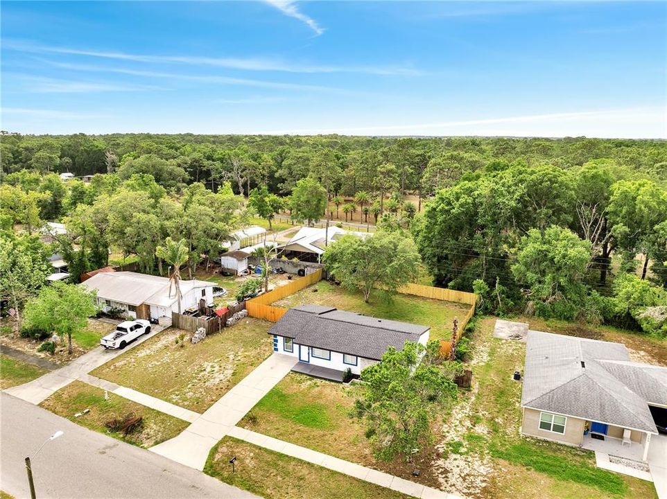 For Sale: $319,999 (3 beds, 2 baths, 1236 Square Feet)