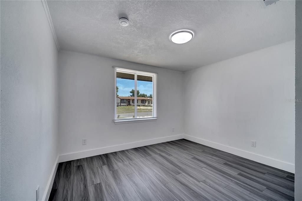 For Sale: $319,999 (3 beds, 2 baths, 1236 Square Feet)