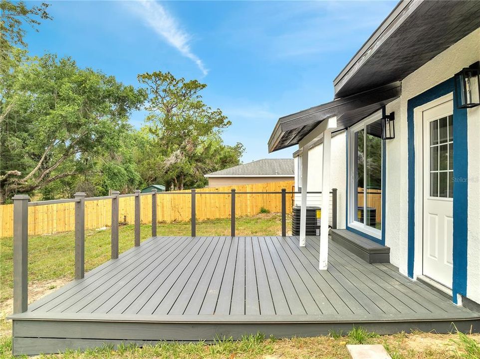 For Sale: $319,999 (3 beds, 2 baths, 1236 Square Feet)