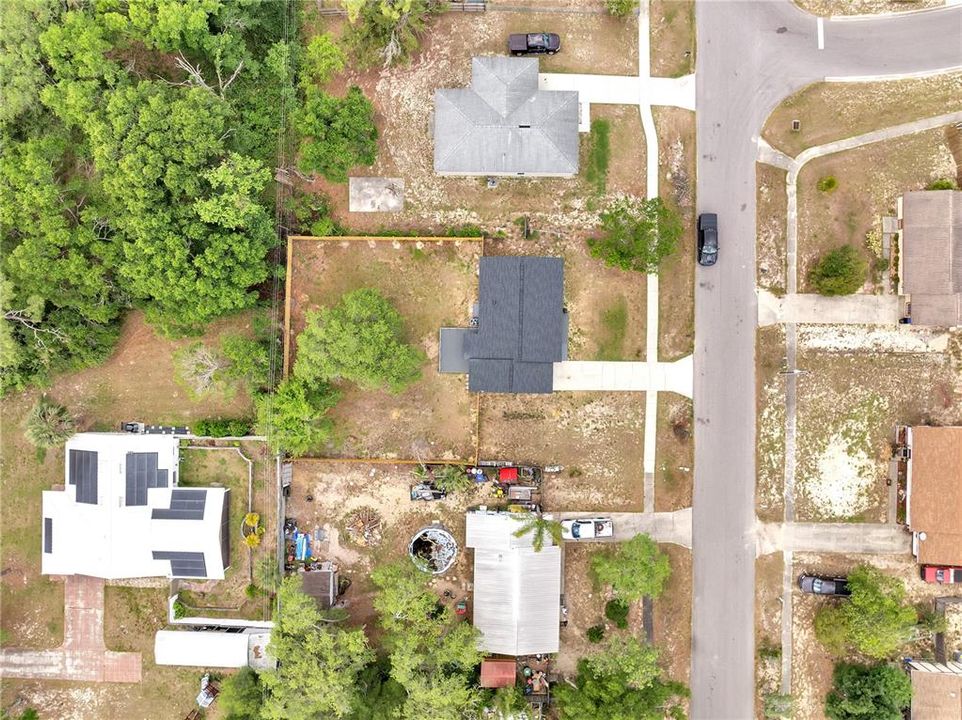 For Sale: $319,999 (3 beds, 2 baths, 1236 Square Feet)