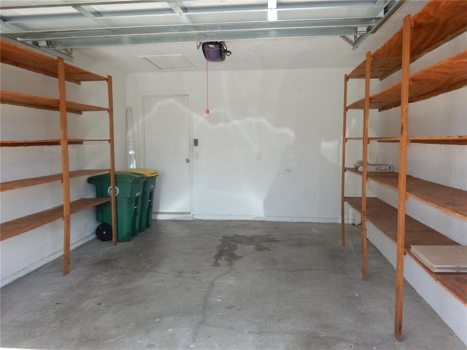 На продажу: $239,000 (3 спален, 2 ванн, 1641 Квадратных фут)