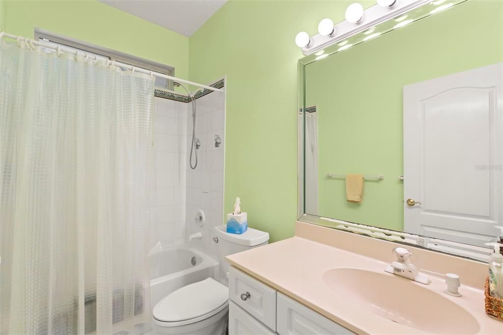 For Sale: $894,900 (3 beds, 2 baths, 2038 Square Feet)
