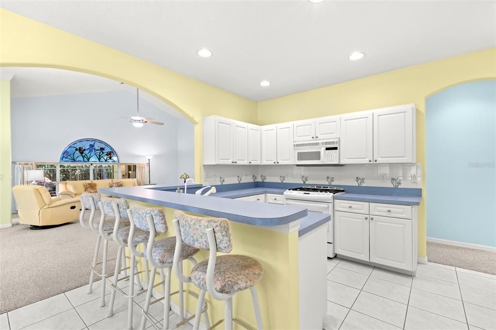 For Sale: $894,900 (3 beds, 2 baths, 2038 Square Feet)