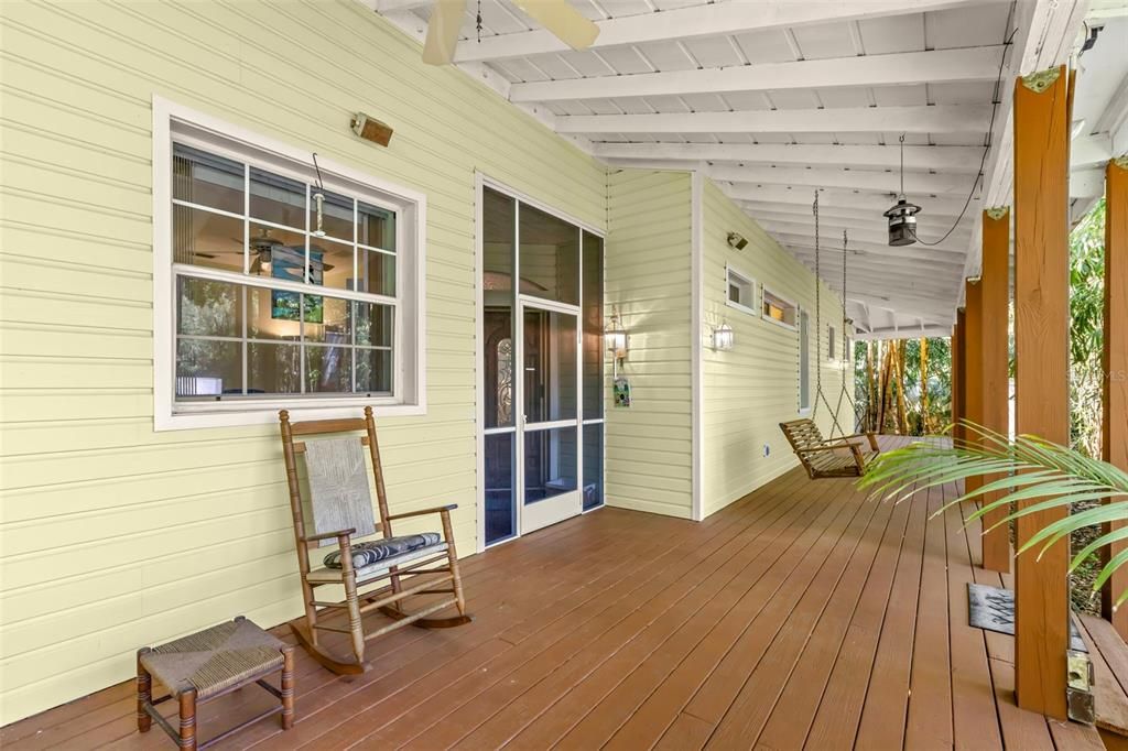 For Sale: $894,900 (3 beds, 2 baths, 2038 Square Feet)