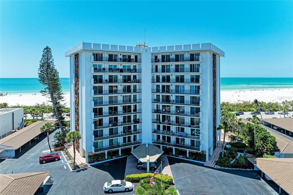 Active With Contract: $1,100,000 (2 beds, 2 baths, 1275 Square Feet)