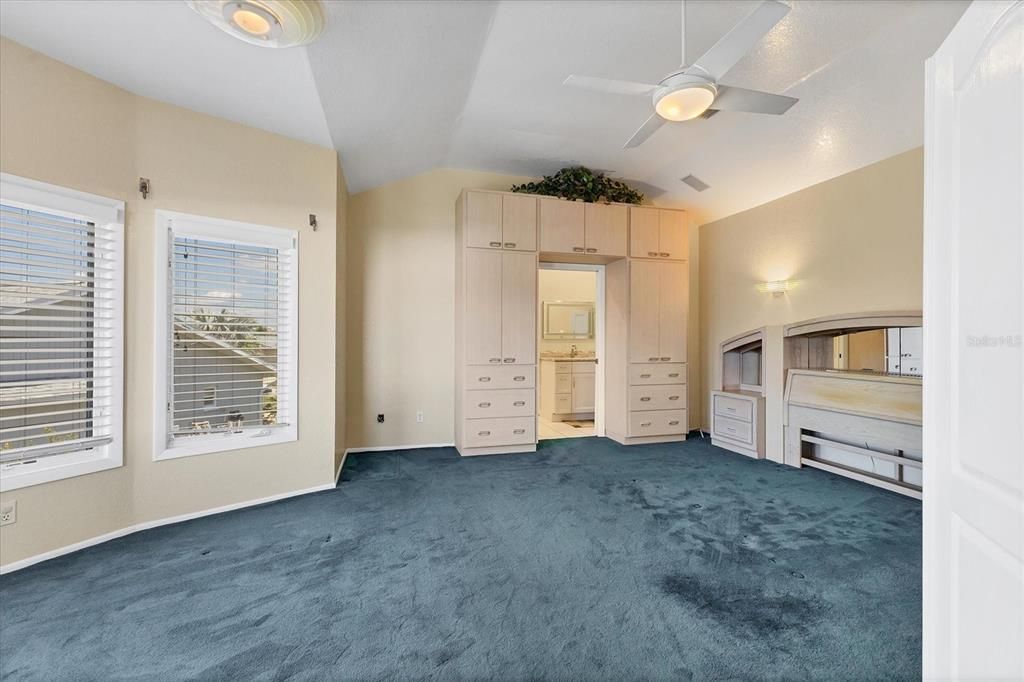 На продажу: $780,000 (5 спален, 4 ванн, 3682 Квадратных фут)