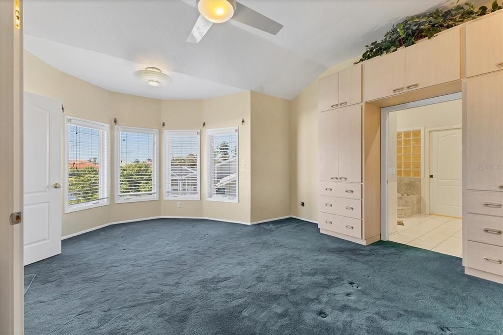 На продажу: $780,000 (5 спален, 4 ванн, 3682 Квадратных фут)