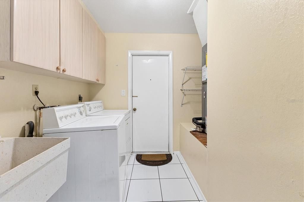 На продажу: $780,000 (5 спален, 4 ванн, 3682 Квадратных фут)