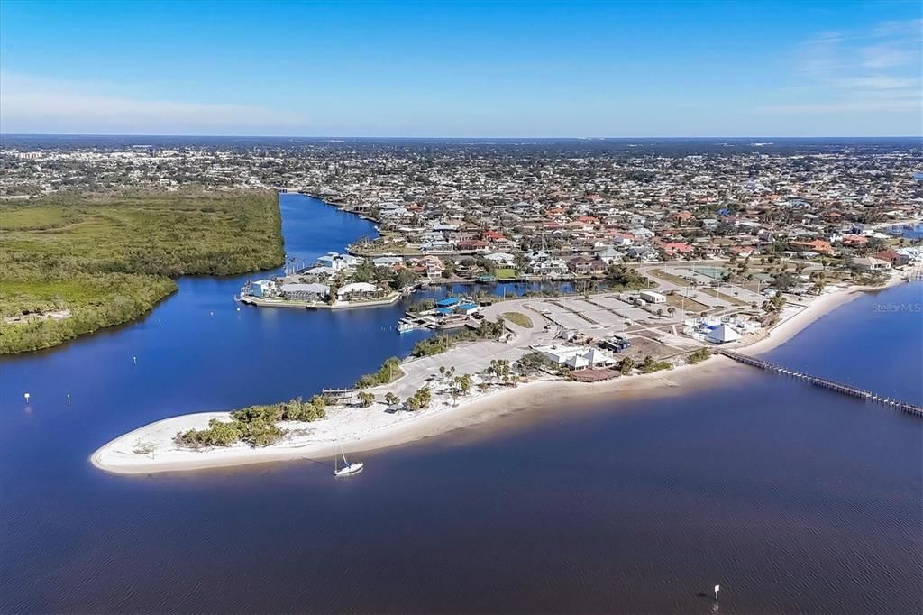 На продажу: $780,000 (5 спален, 4 ванн, 3682 Квадратных фут)