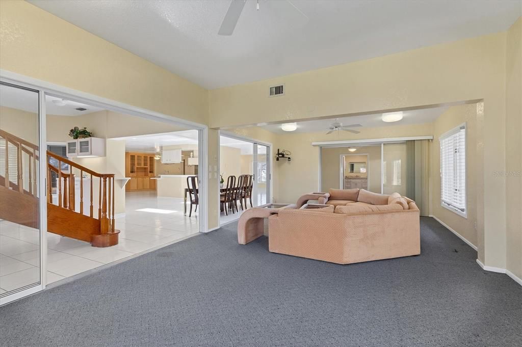 На продажу: $780,000 (5 спален, 4 ванн, 3682 Квадратных фут)