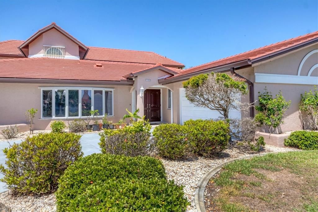 На продажу: $780,000 (5 спален, 4 ванн, 3682 Квадратных фут)