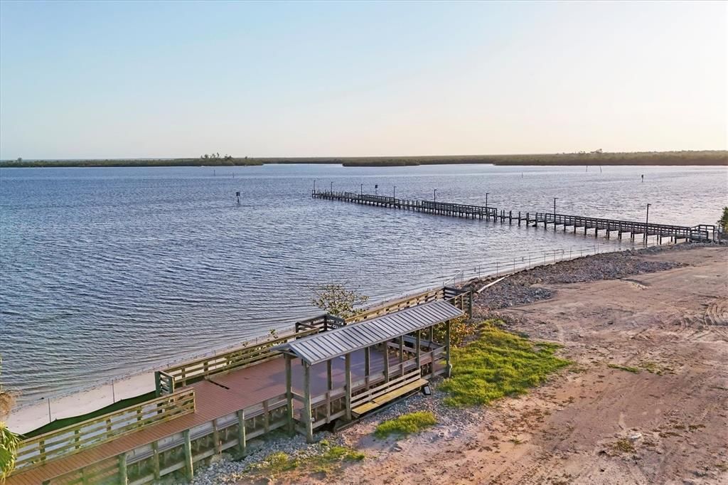 На продажу: $780,000 (5 спален, 4 ванн, 3682 Квадратных фут)