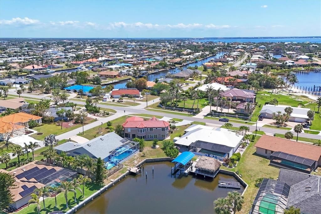 На продажу: $780,000 (5 спален, 4 ванн, 3682 Квадратных фут)