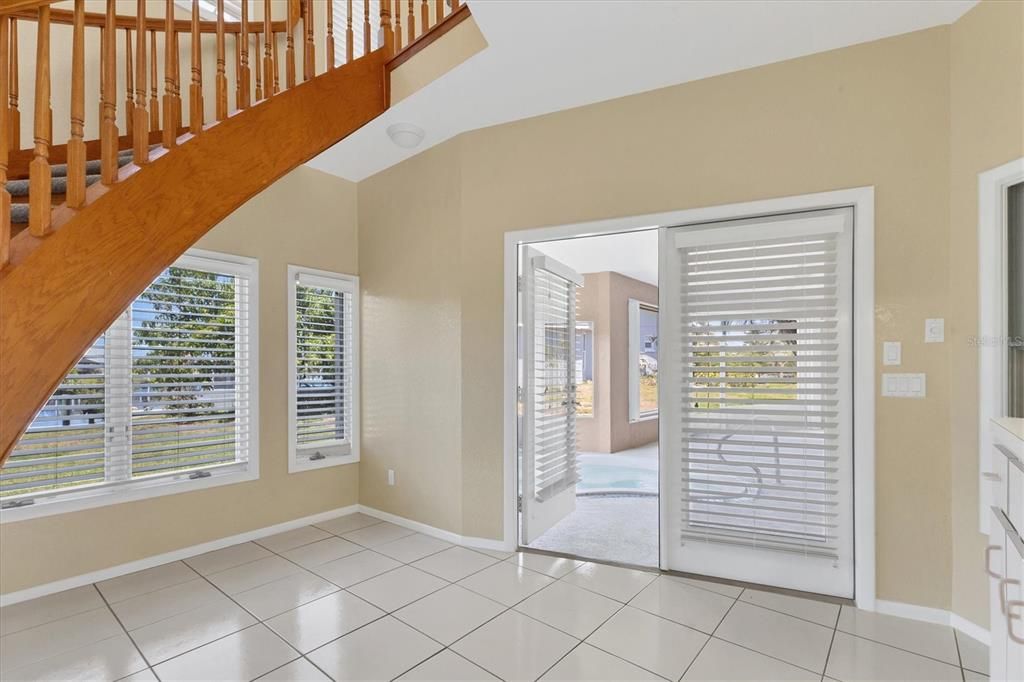 На продажу: $780,000 (5 спален, 4 ванн, 3682 Квадратных фут)