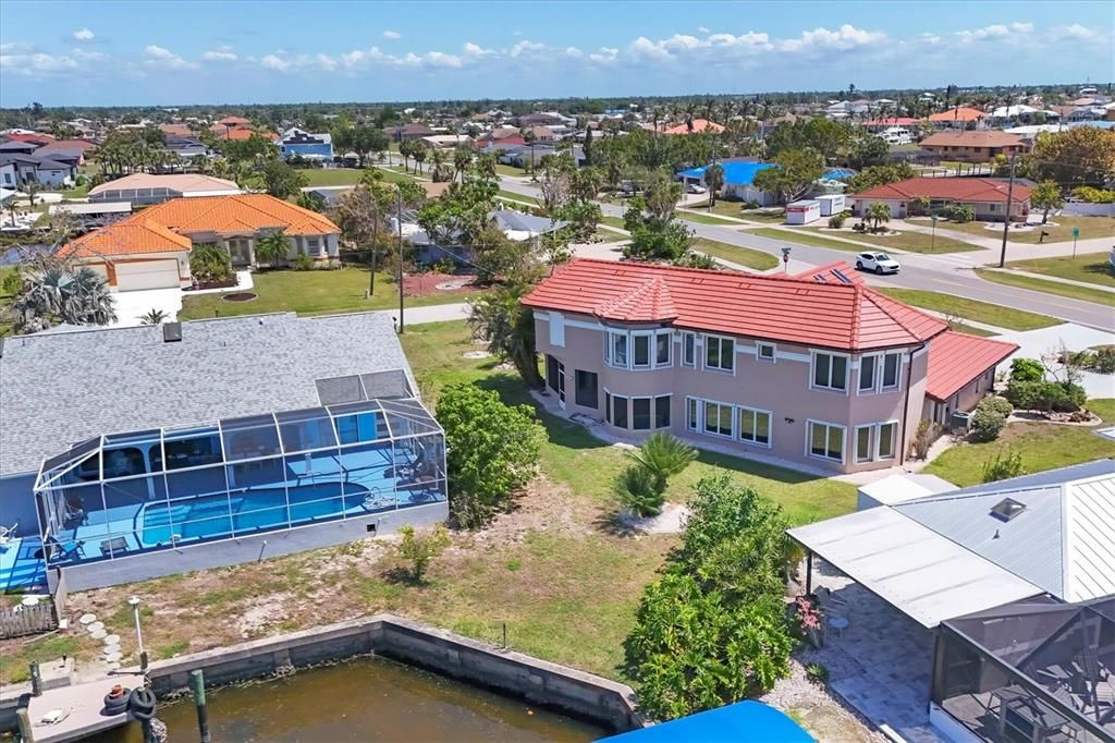 На продажу: $780,000 (5 спален, 4 ванн, 3682 Квадратных фут)