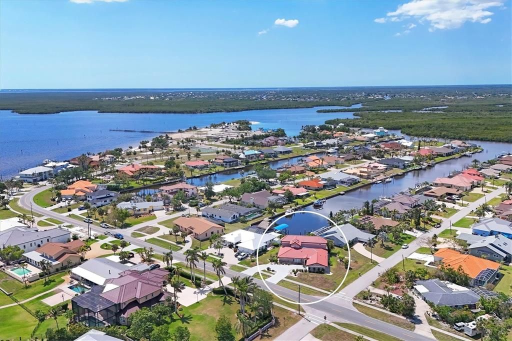 На продажу: $780,000 (5 спален, 4 ванн, 3682 Квадратных фут)