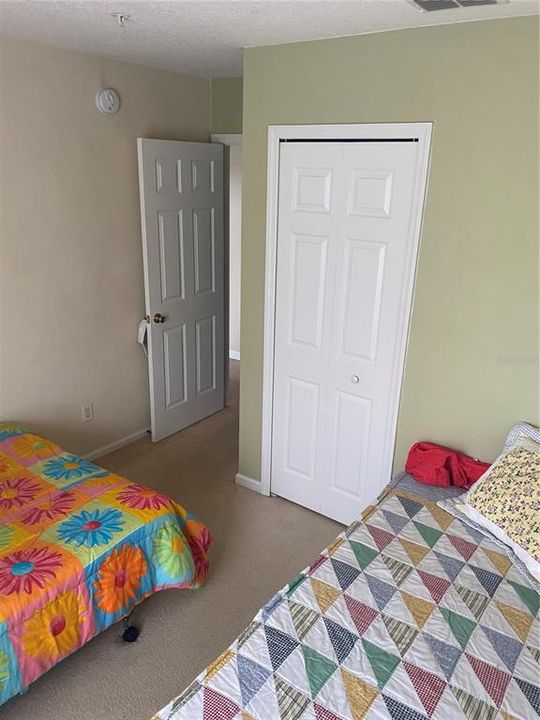 For Sale: $160,000 (2 beds, 2 baths, 800 Square Feet)