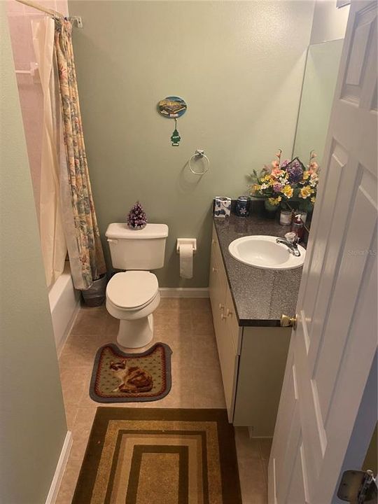 For Sale: $160,000 (2 beds, 2 baths, 800 Square Feet)