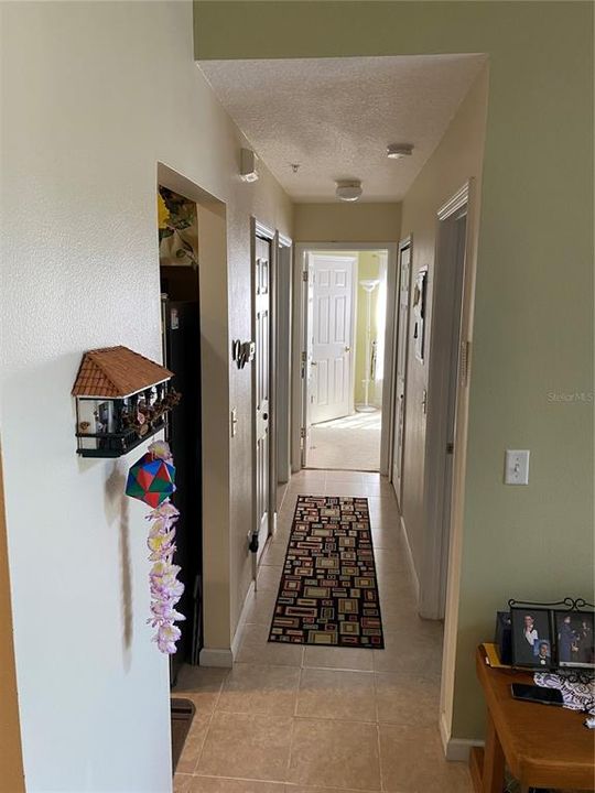 For Sale: $160,000 (2 beds, 2 baths, 800 Square Feet)