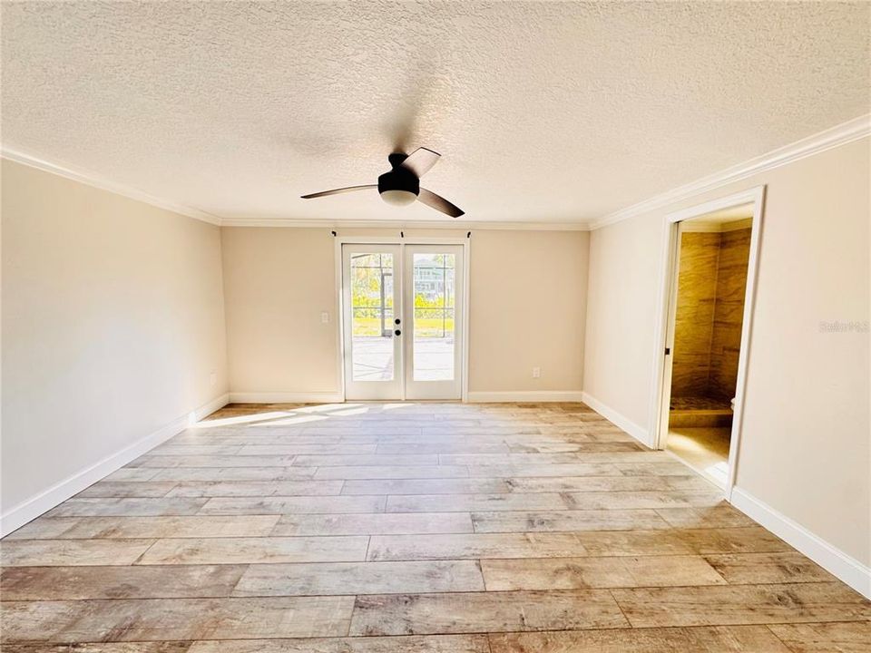 En Venta: $749,900 (3 camas, 2 baños, 1690 Pies cuadrados)