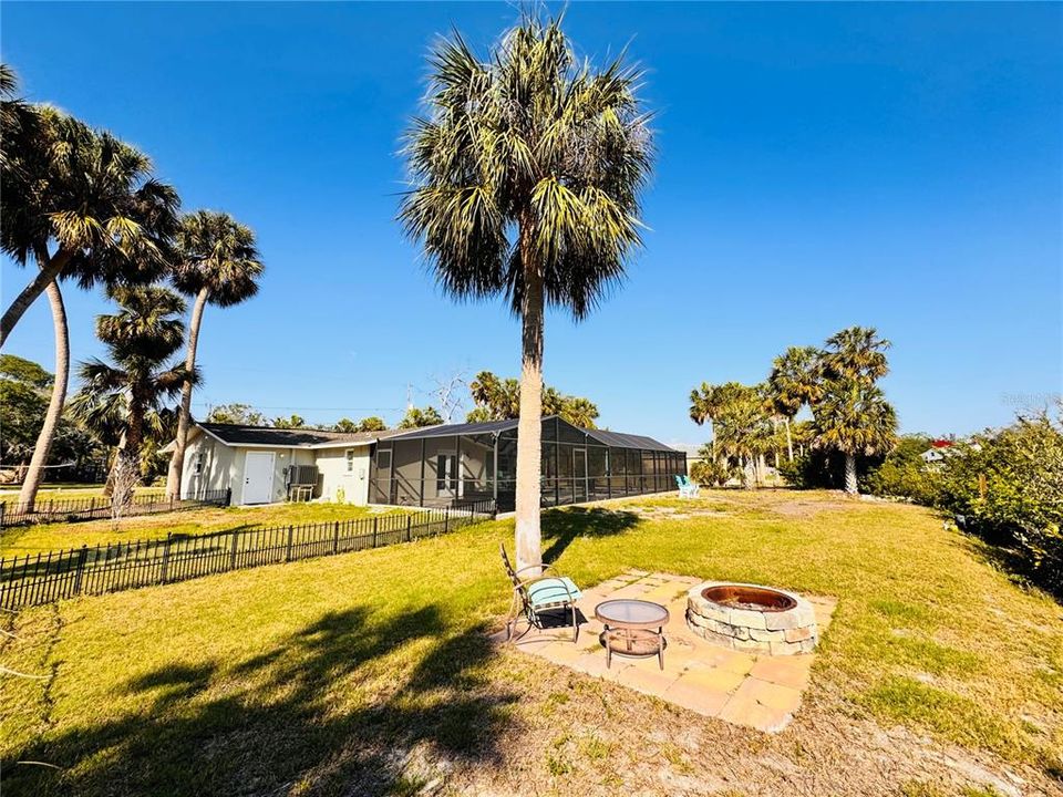 En Venta: $749,900 (3 camas, 2 baños, 1690 Pies cuadrados)