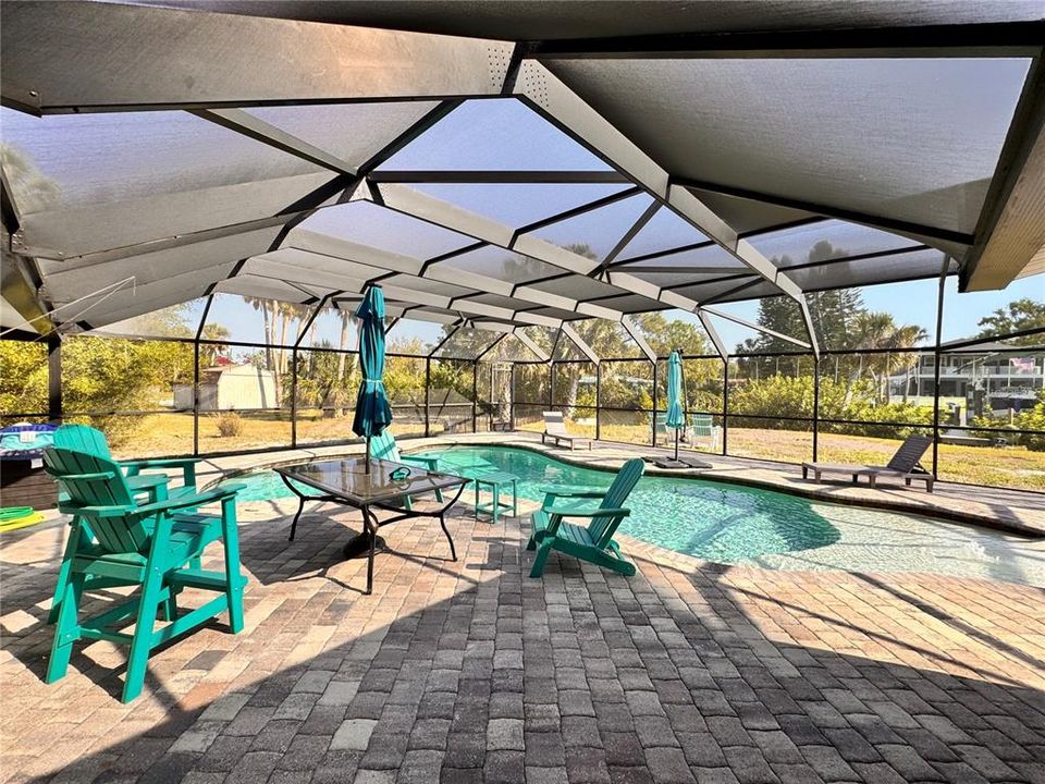 En Venta: $749,900 (3 camas, 2 baños, 1690 Pies cuadrados)