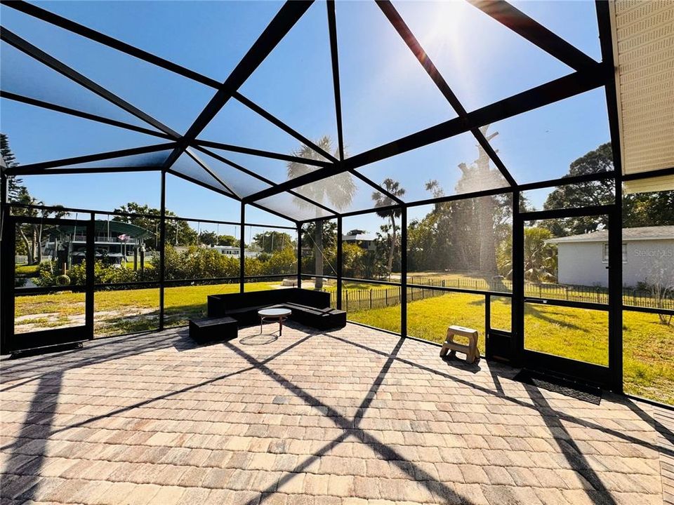 En Venta: $749,900 (3 camas, 2 baños, 1690 Pies cuadrados)