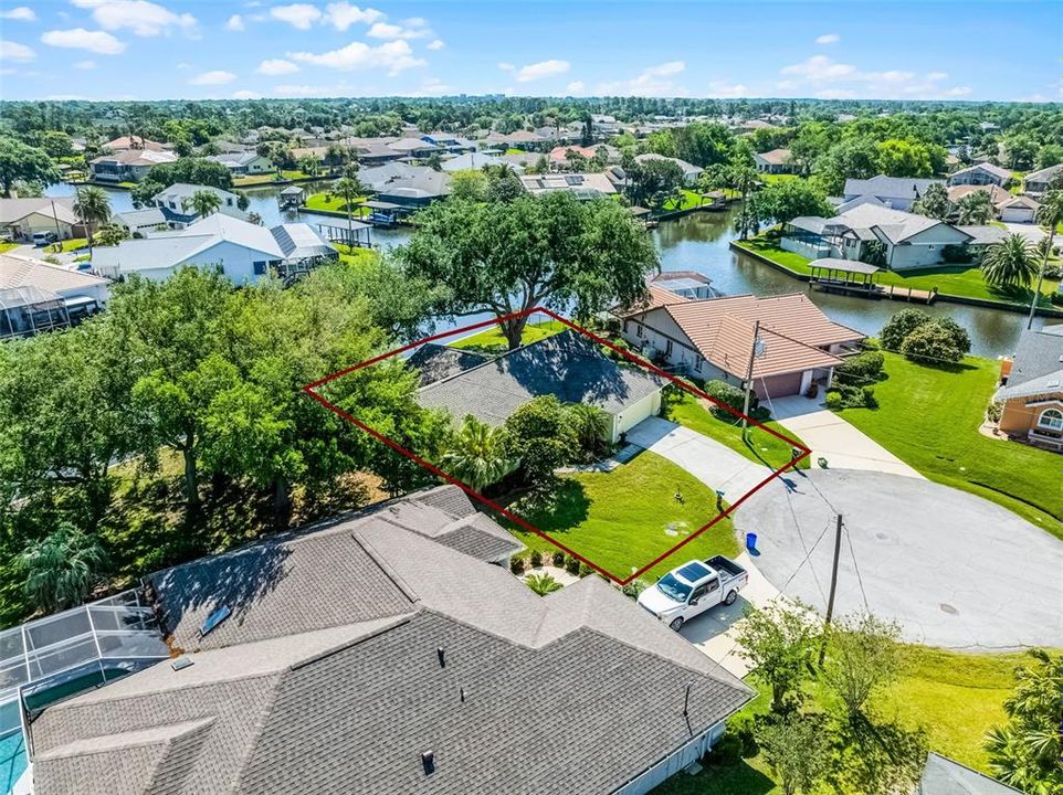 For Sale: $475,000 (3 beds, 2 baths, 1578 Square Feet)
