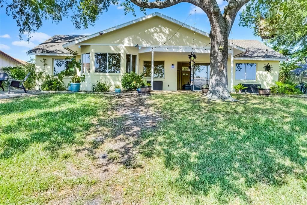 For Sale: $475,000 (3 beds, 2 baths, 1578 Square Feet)