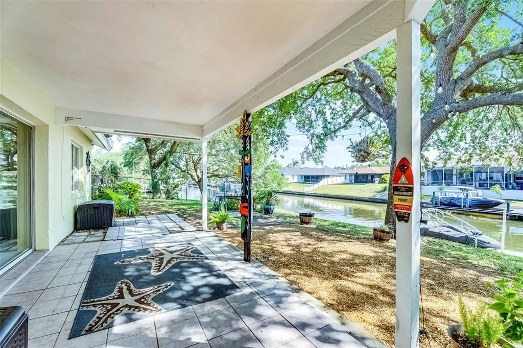 For Sale: $475,000 (3 beds, 2 baths, 1578 Square Feet)