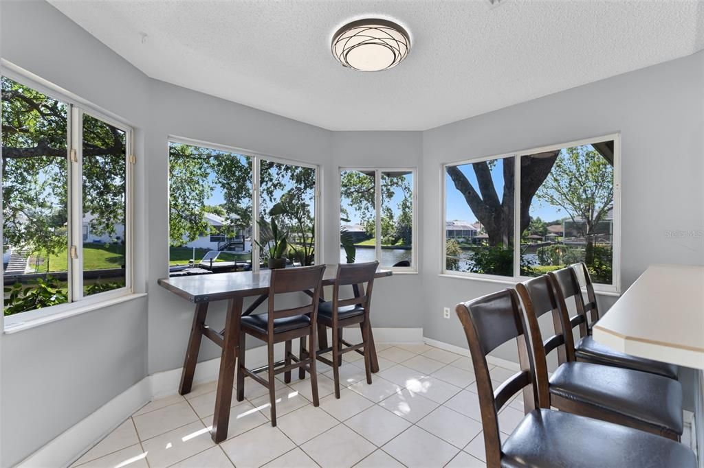 For Sale: $475,000 (3 beds, 2 baths, 1578 Square Feet)