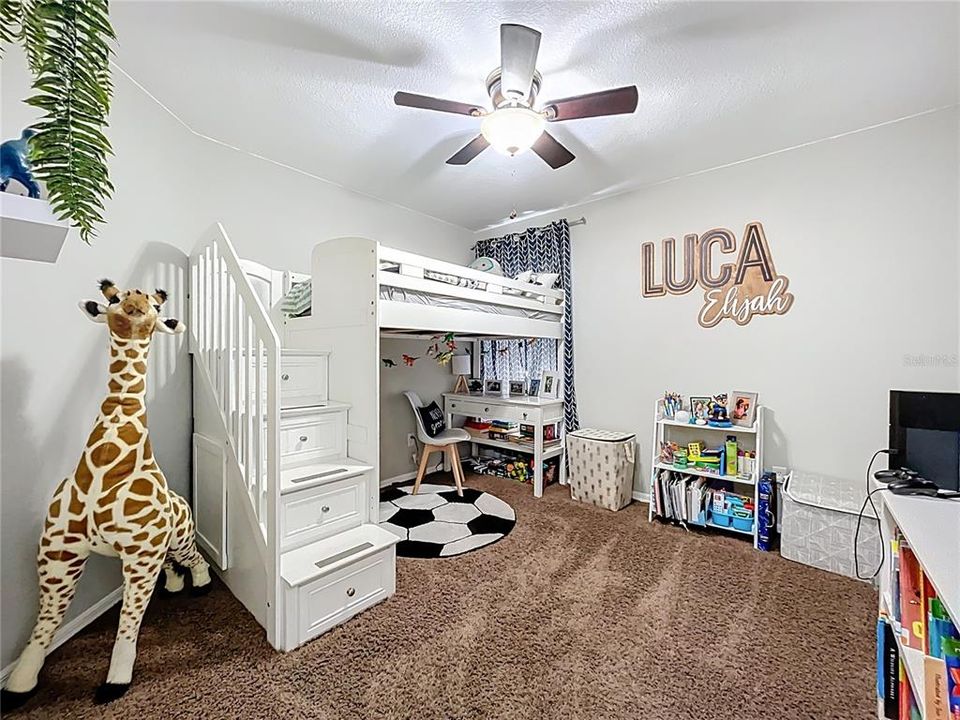 For Sale: $341,900 (3 beds, 2 baths, 1466 Square Feet)