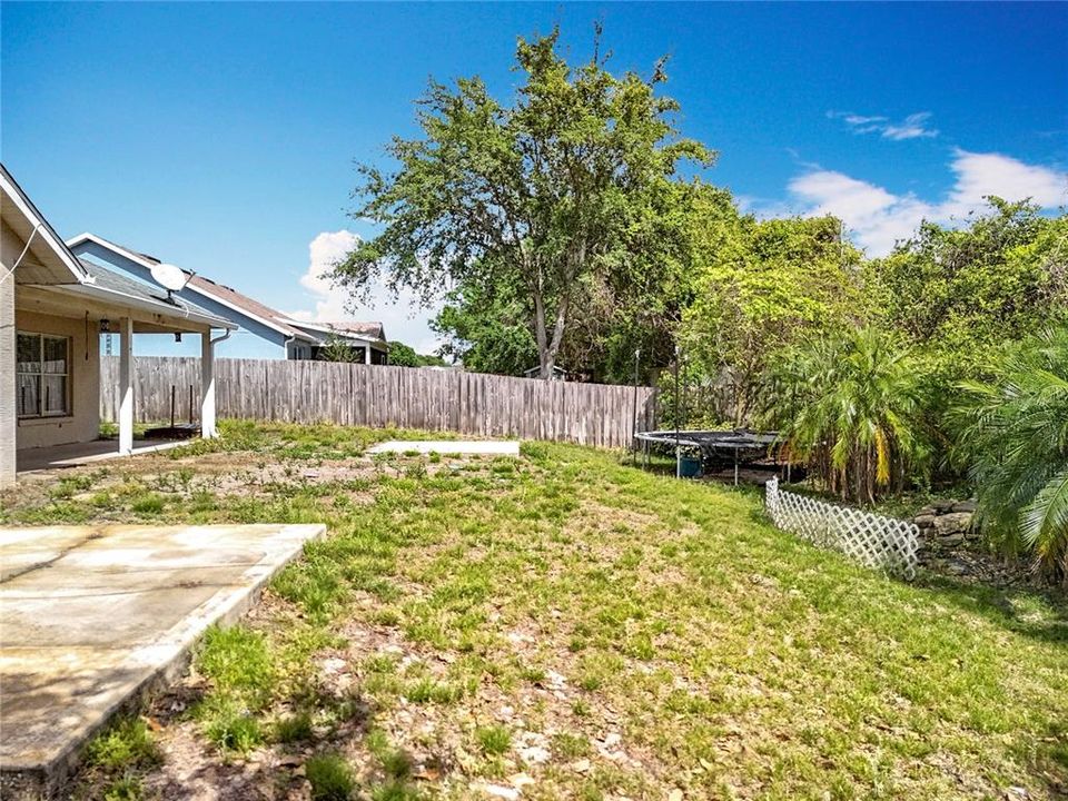 For Sale: $341,900 (3 beds, 2 baths, 1466 Square Feet)