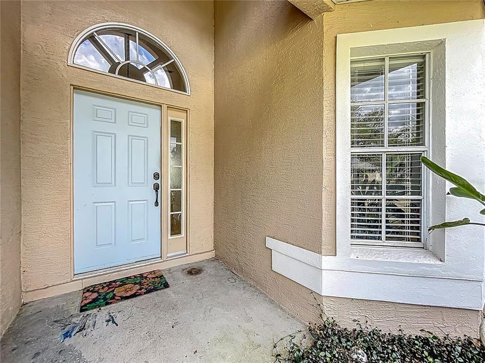 For Sale: $341,900 (3 beds, 2 baths, 1466 Square Feet)