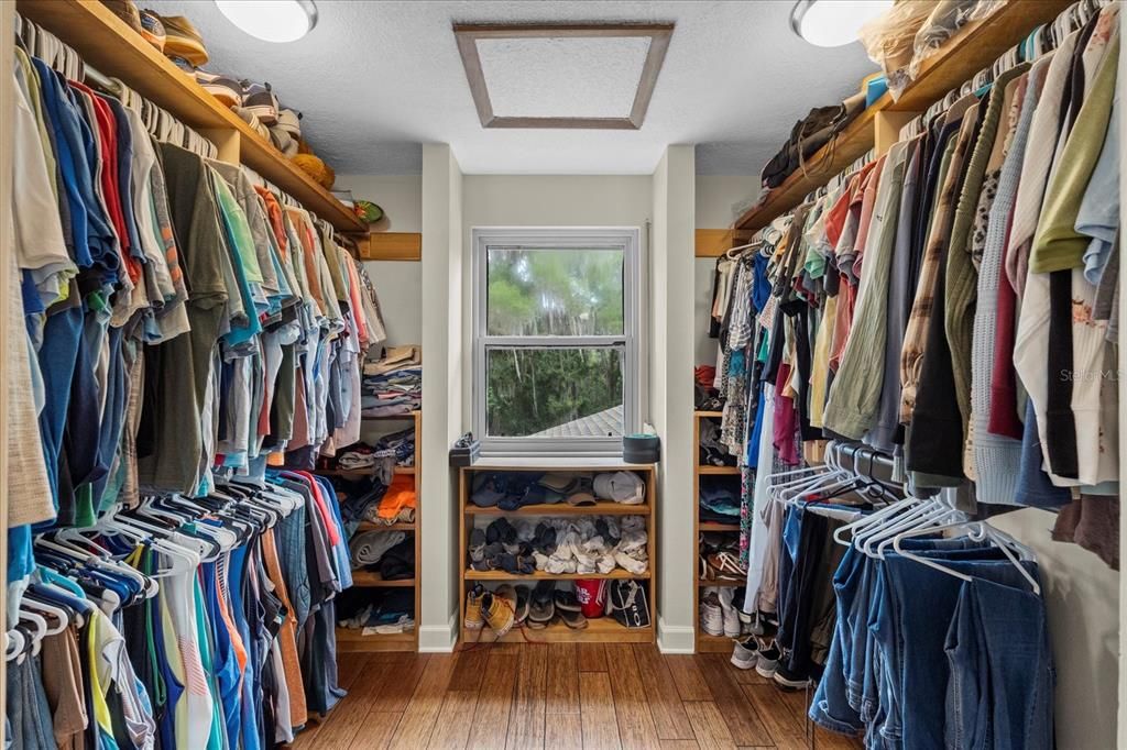 For Sale: $1,775,000 (4 beds, 3 baths, 2786 Square Feet)