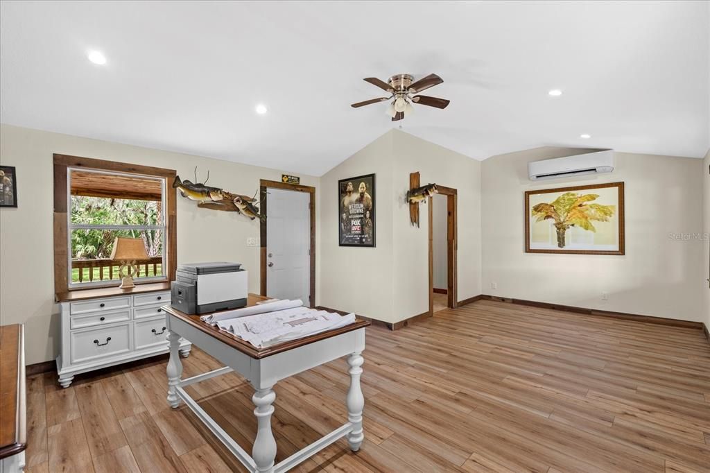 For Sale: $1,775,000 (4 beds, 3 baths, 2786 Square Feet)