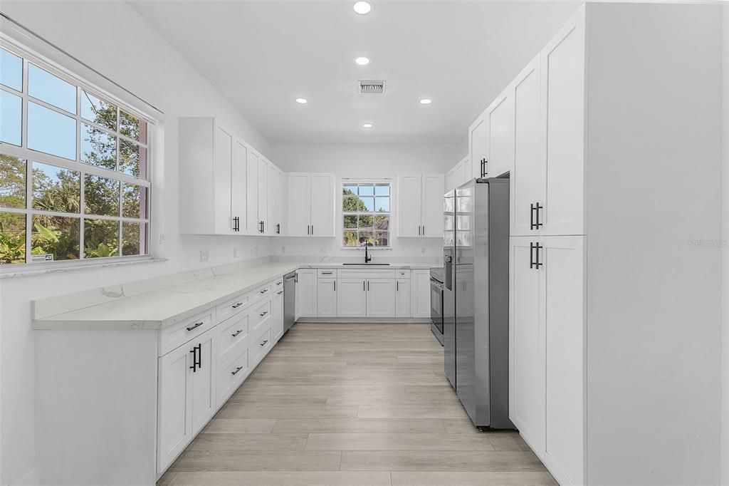 For Sale: $479,900 (4 beds, 3 baths, 2410 Square Feet)