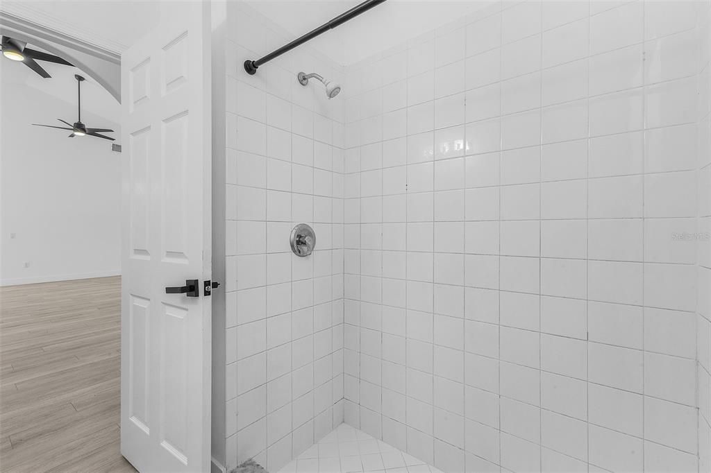 For Sale: $479,900 (4 beds, 3 baths, 2410 Square Feet)