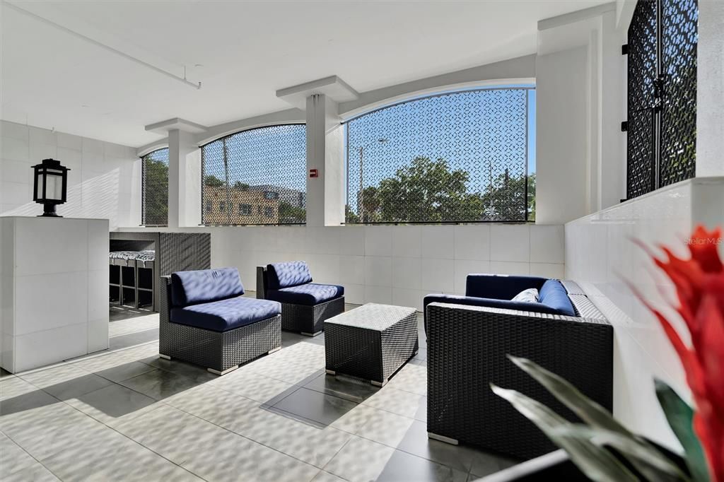 Active With Contract: $555,000 (3 beds, 2 baths, 1684 Square Feet)