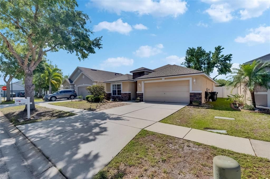 Recently Sold: $330,000 (3 beds, 2 baths, 1600 Square Feet)