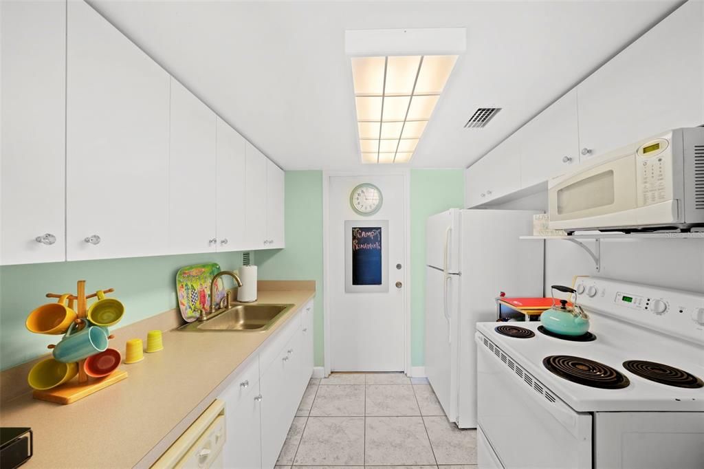 En Venta: $425,000 (2 camas, 1 baños, 1090 Pies cuadrados)