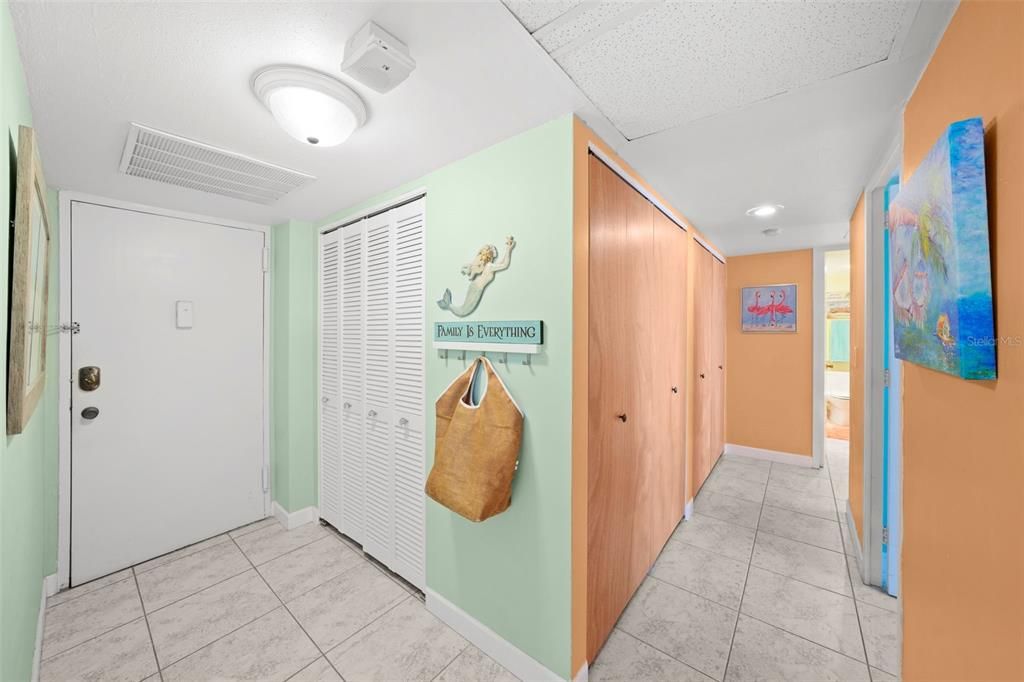 En Venta: $425,000 (2 camas, 1 baños, 1090 Pies cuadrados)