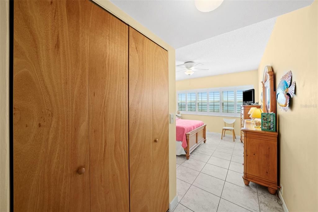 En Venta: $425,000 (2 camas, 1 baños, 1090 Pies cuadrados)