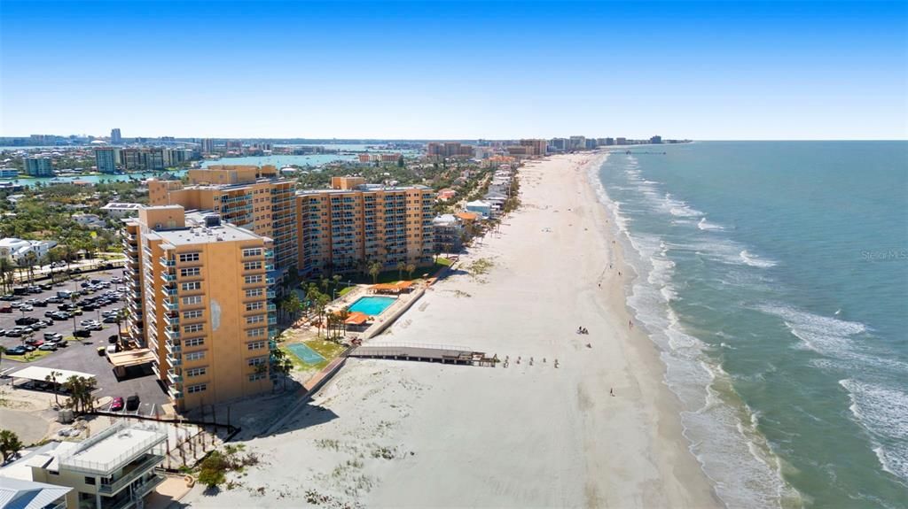 En Venta: $425,000 (2 camas, 1 baños, 1090 Pies cuadrados)