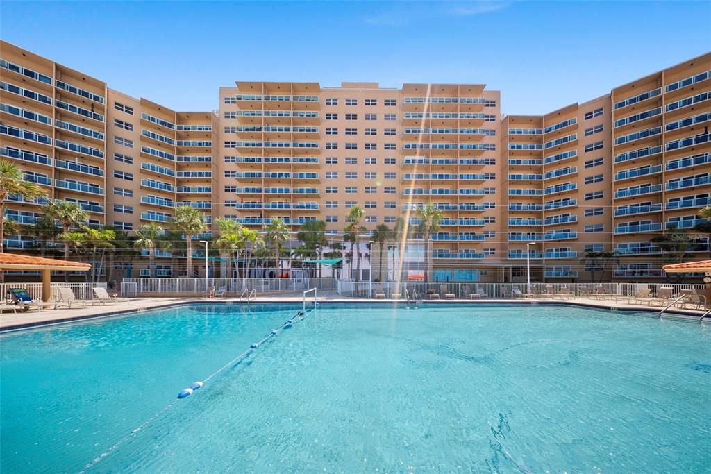 En Venta: $425,000 (2 camas, 1 baños, 1090 Pies cuadrados)