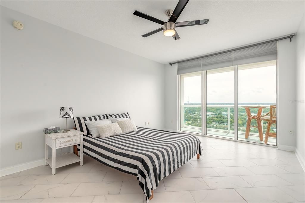 待售: $479,900 (3 贝兹, 3 浴室, 2079 平方英尺)