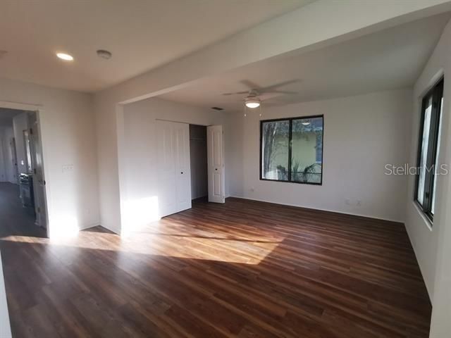 For Rent: $2,800 (3 beds, 2 baths, 1173 Square Feet)