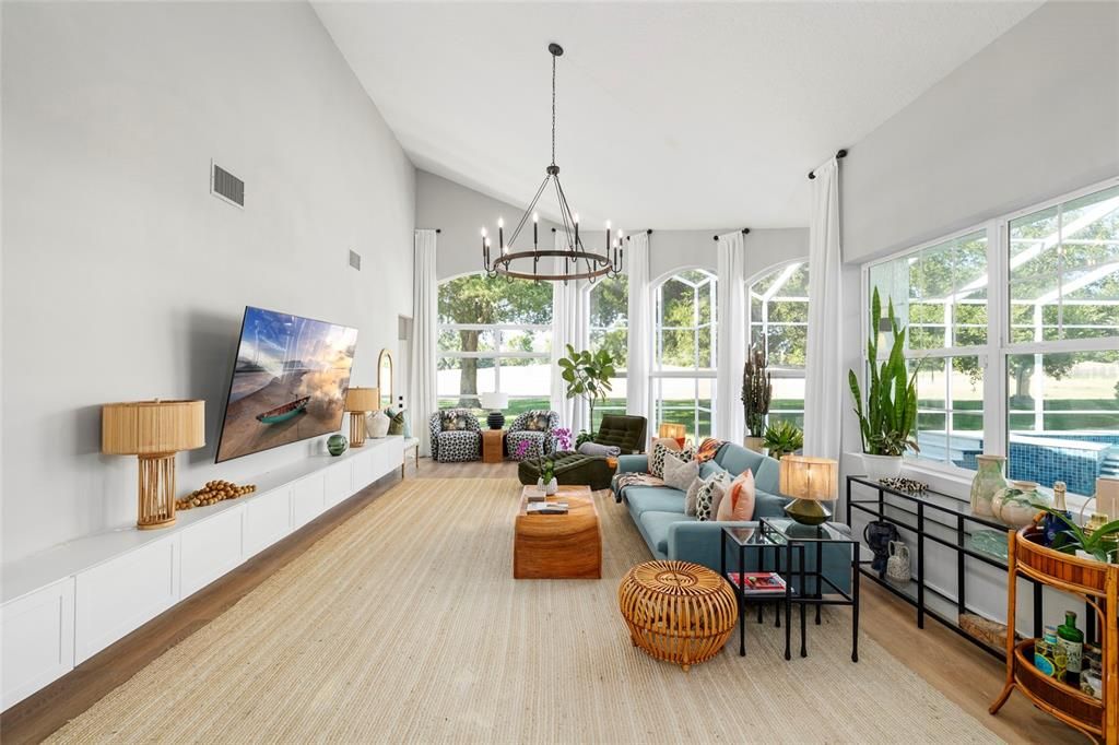 For Sale: $1,260,000 (5 beds, 5 baths, 3514 Square Feet)