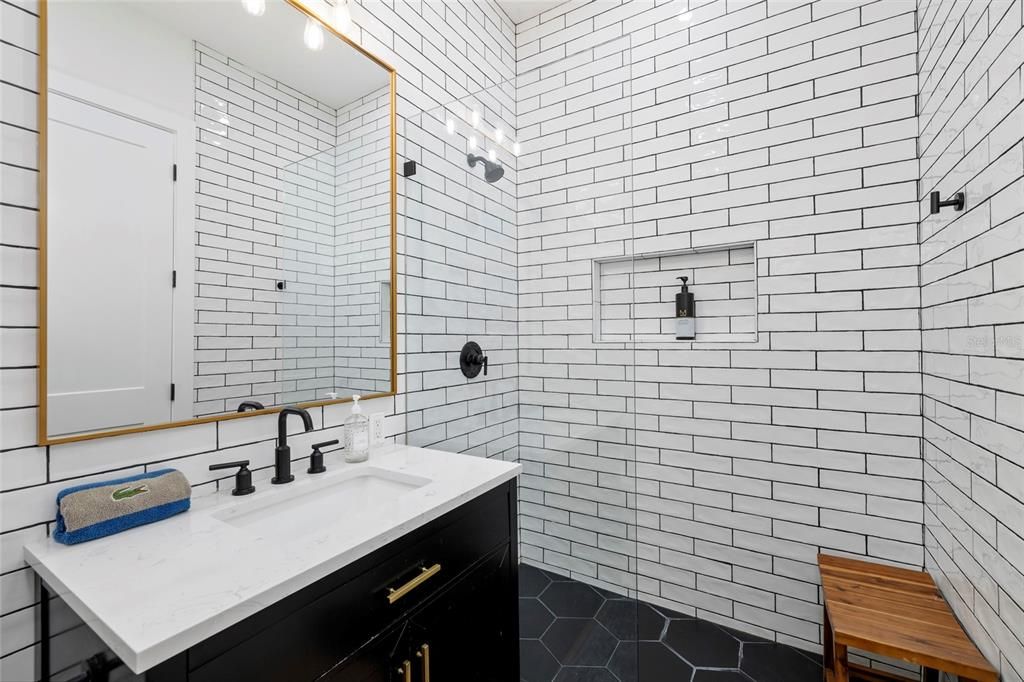 For Sale: $1,260,000 (5 beds, 5 baths, 3514 Square Feet)