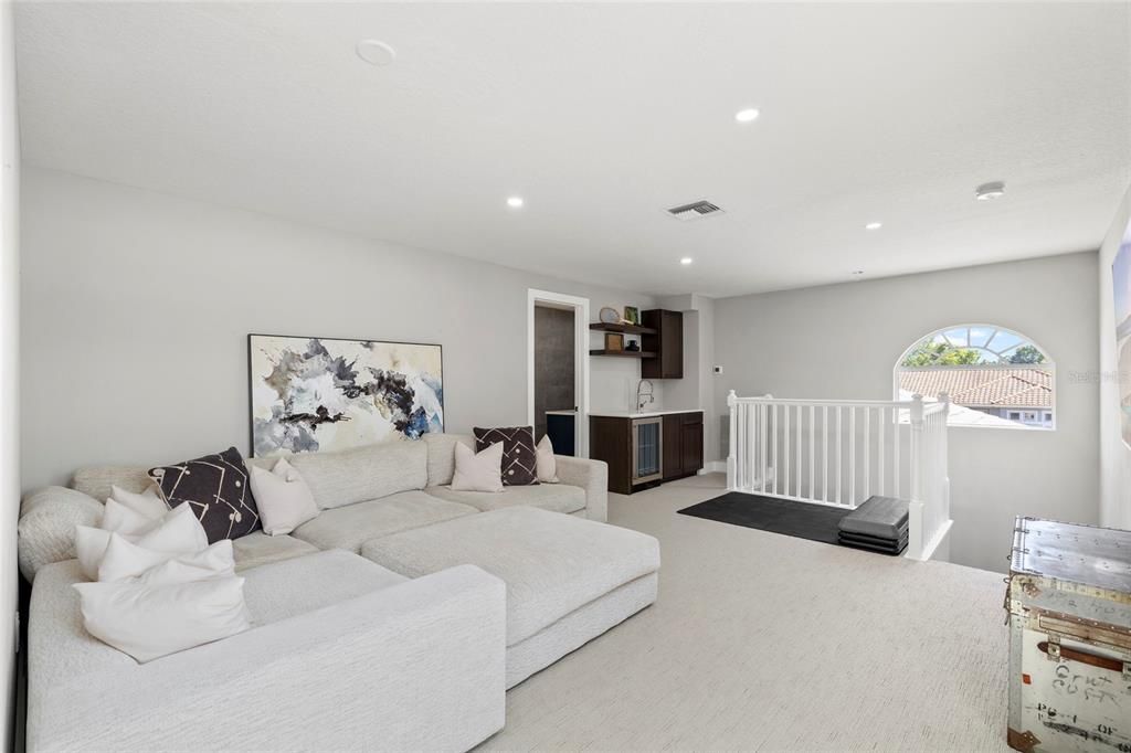 For Sale: $1,260,000 (5 beds, 5 baths, 3514 Square Feet)